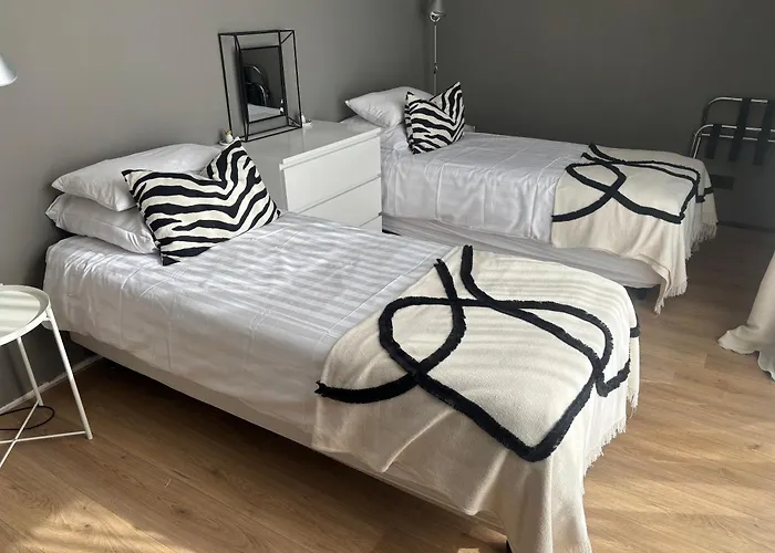 Near Amsterdam And Airport, 90M2, Privacy!