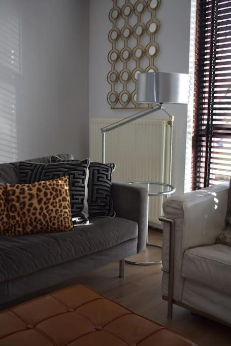 Apartment Near Amsterdam And Airport, 90m2, Privacy!