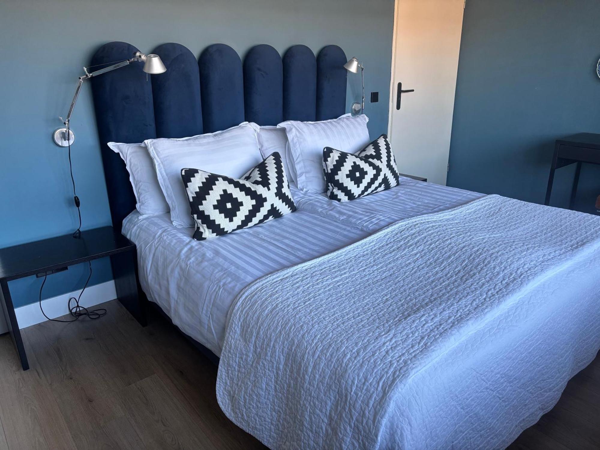 Near Amsterdam And Airport, 90m2, Privacy! *